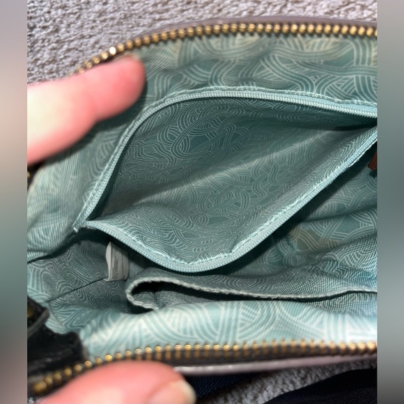 The Sak | Black Leather | Crossbody | Shoulder Bag - Picture 5 of 16